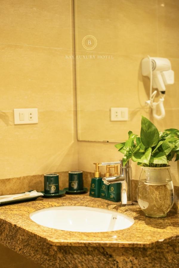 Bay Luxury Hotel & Spa - No 9 Nguyen Truong To, Ha Noi هانوي المظهر الخارجي الصورة